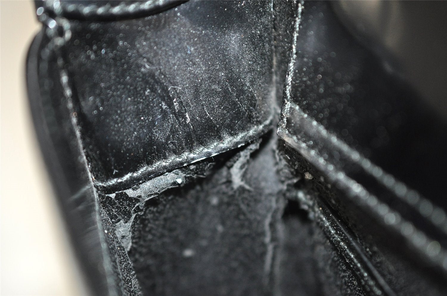 Authentic GUCCI SOHO Vintage Shoulder Hand Bag Purse Enamel Black Junk 6817I