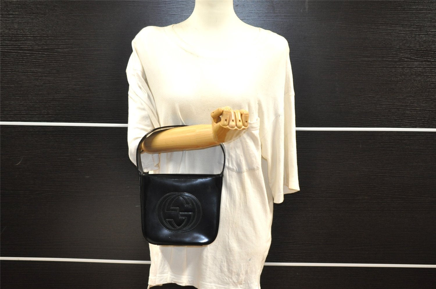 Authentic GUCCI SOHO Vintage Shoulder Hand Bag Purse Enamel Black Junk 6817I