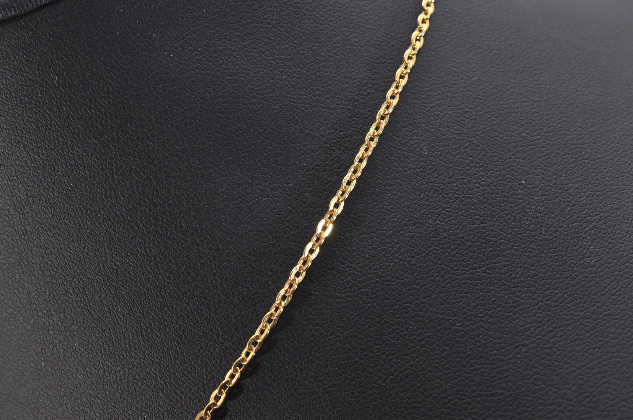 Authentic Christian Dior Gold Tone Chain Pendant Necklace CD 6827J