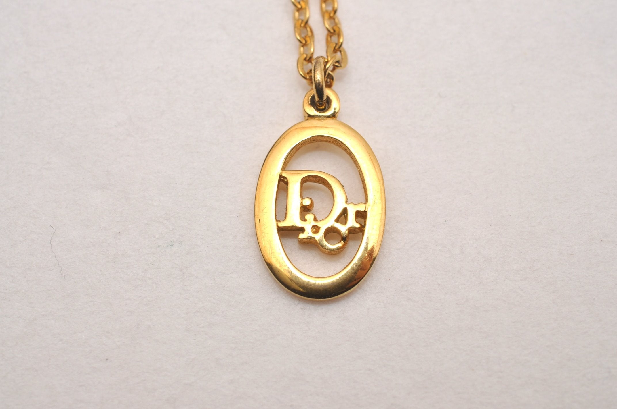 Authentic Christian Dior Gold Tone Chain Pendant Necklace CD 6828J