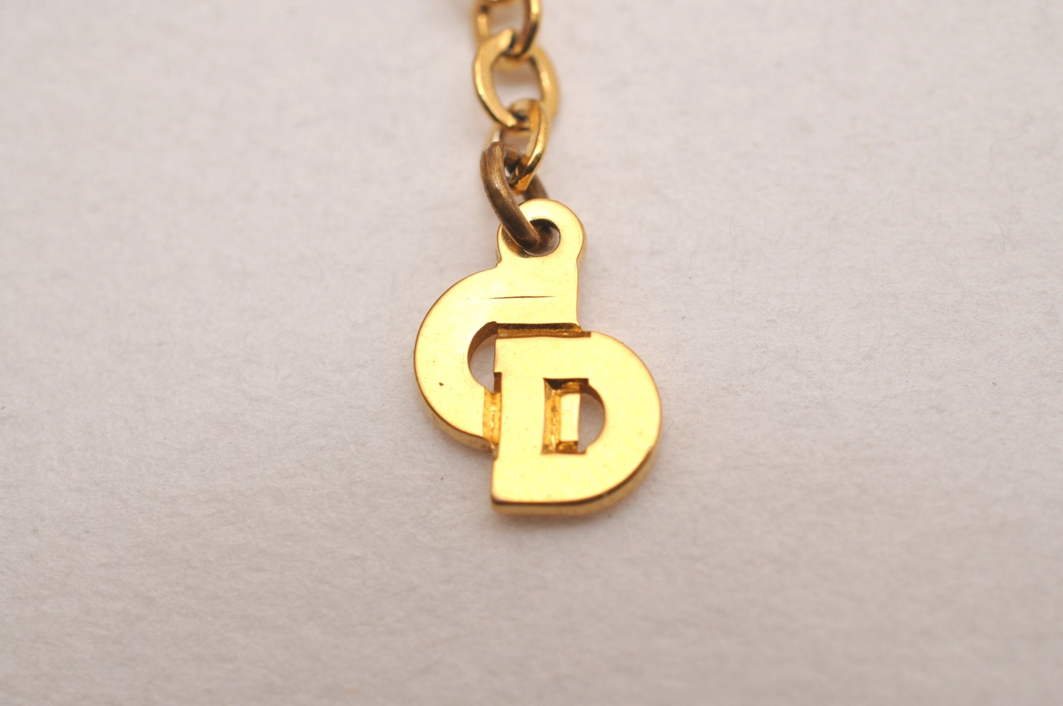 Authentic Christian Dior Gold Tone Chain Pendant Necklace CD 6828J