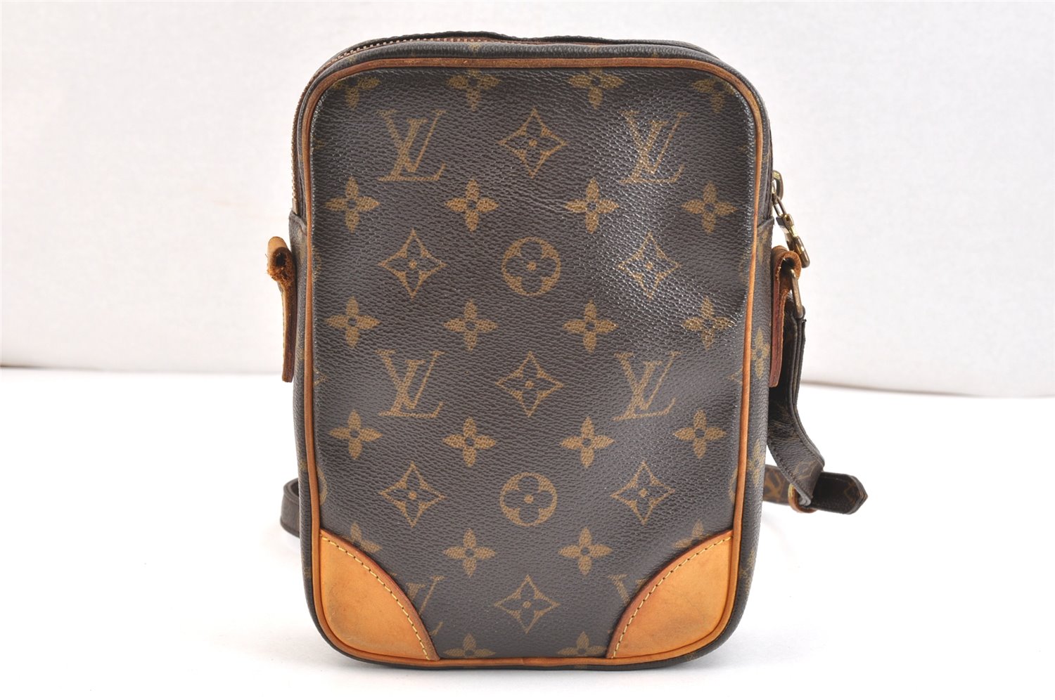 Authentic Louis Vuitton Monogram Danube Shoulder Crossbody Bag M45266 Junk 6831K