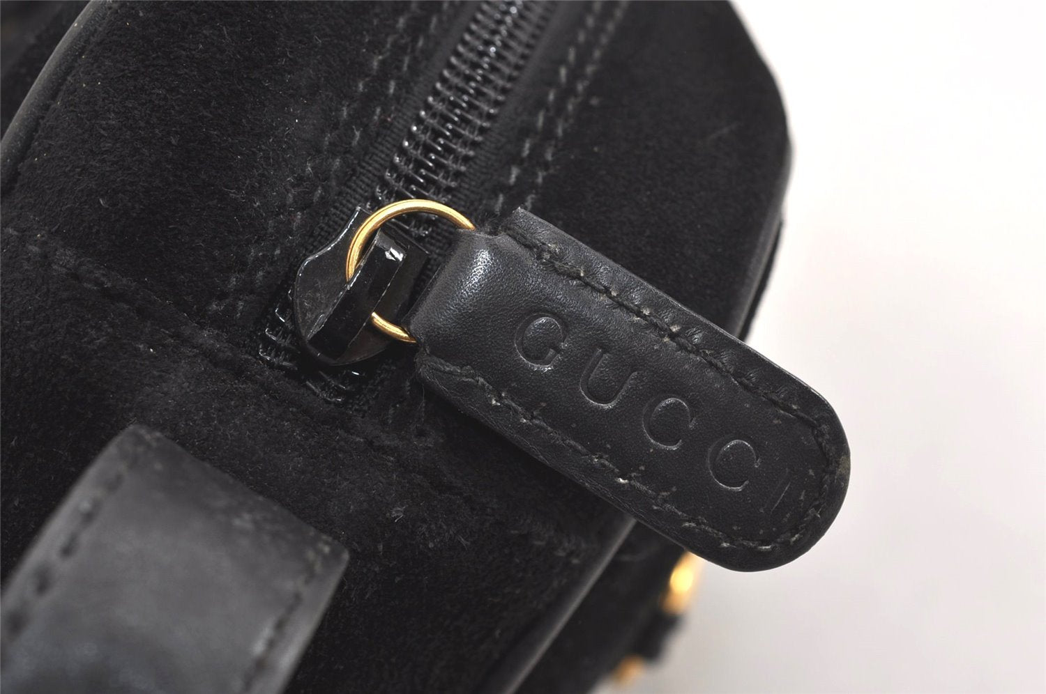 Authentic GUCCI Horsebit Shoulder Cross Body Bag Suede Leather Black Junk 6840J