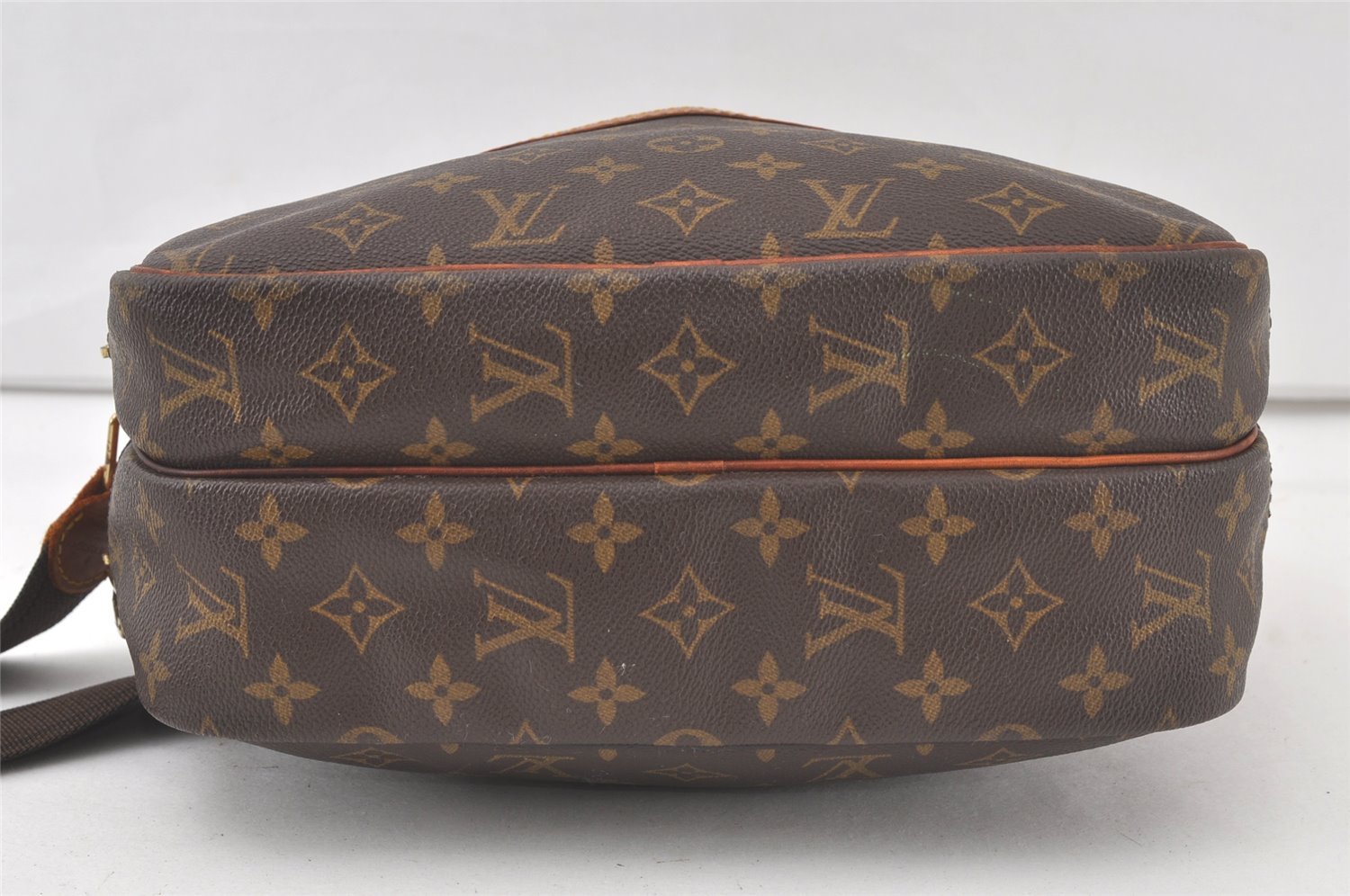 Authentic Louis Vuitton Monogram Reporter PM Shoulder Cross Bag M45254 LV 6842K