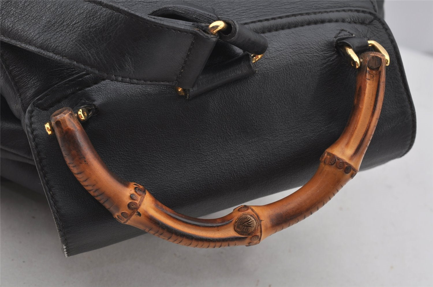 Authentic GUCCI Vintage Bamboo Drawstring Backpack Leather Black 6845J