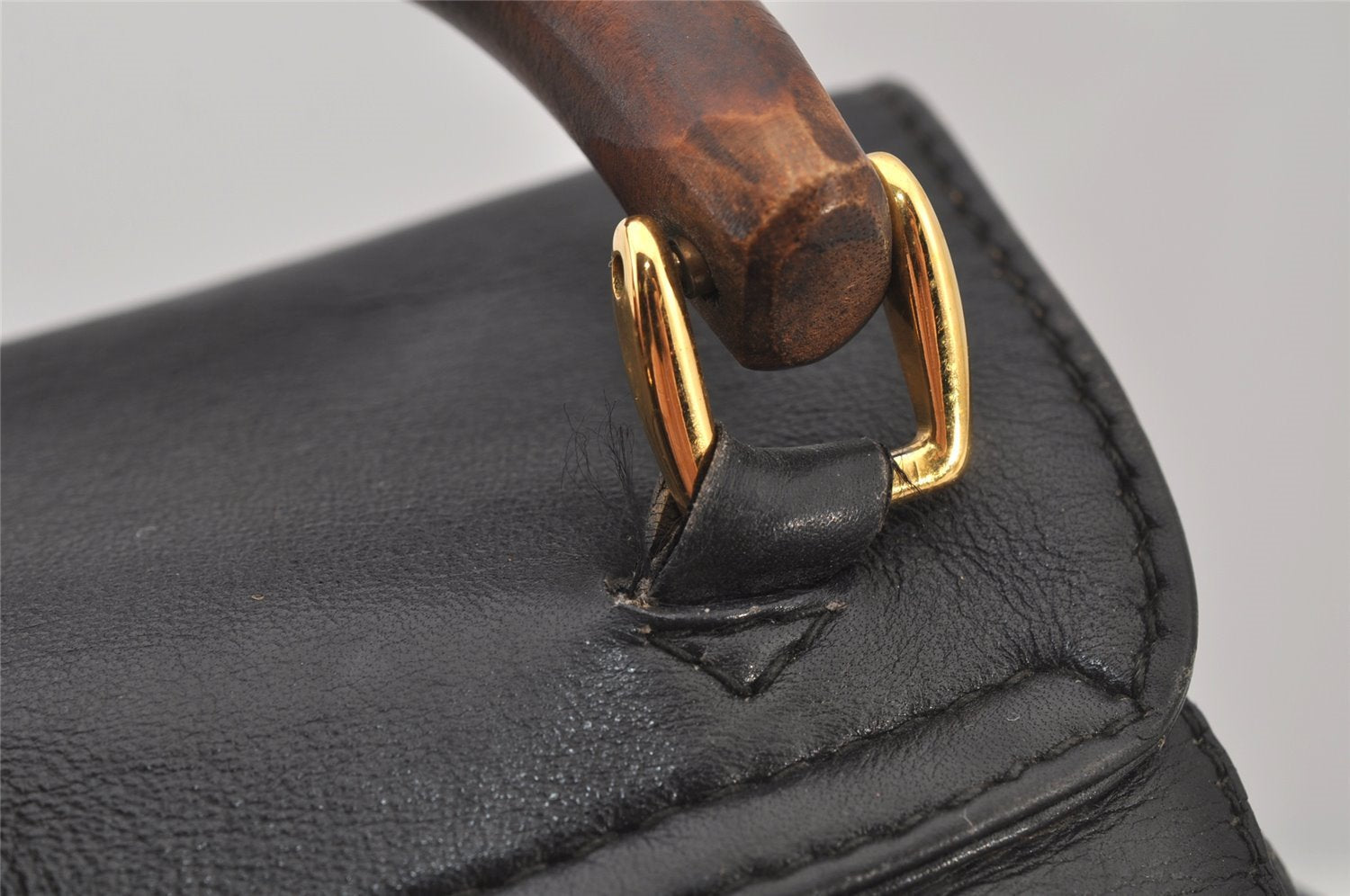 Authentic GUCCI Vintage Bamboo Drawstring Backpack Leather Black 6845J