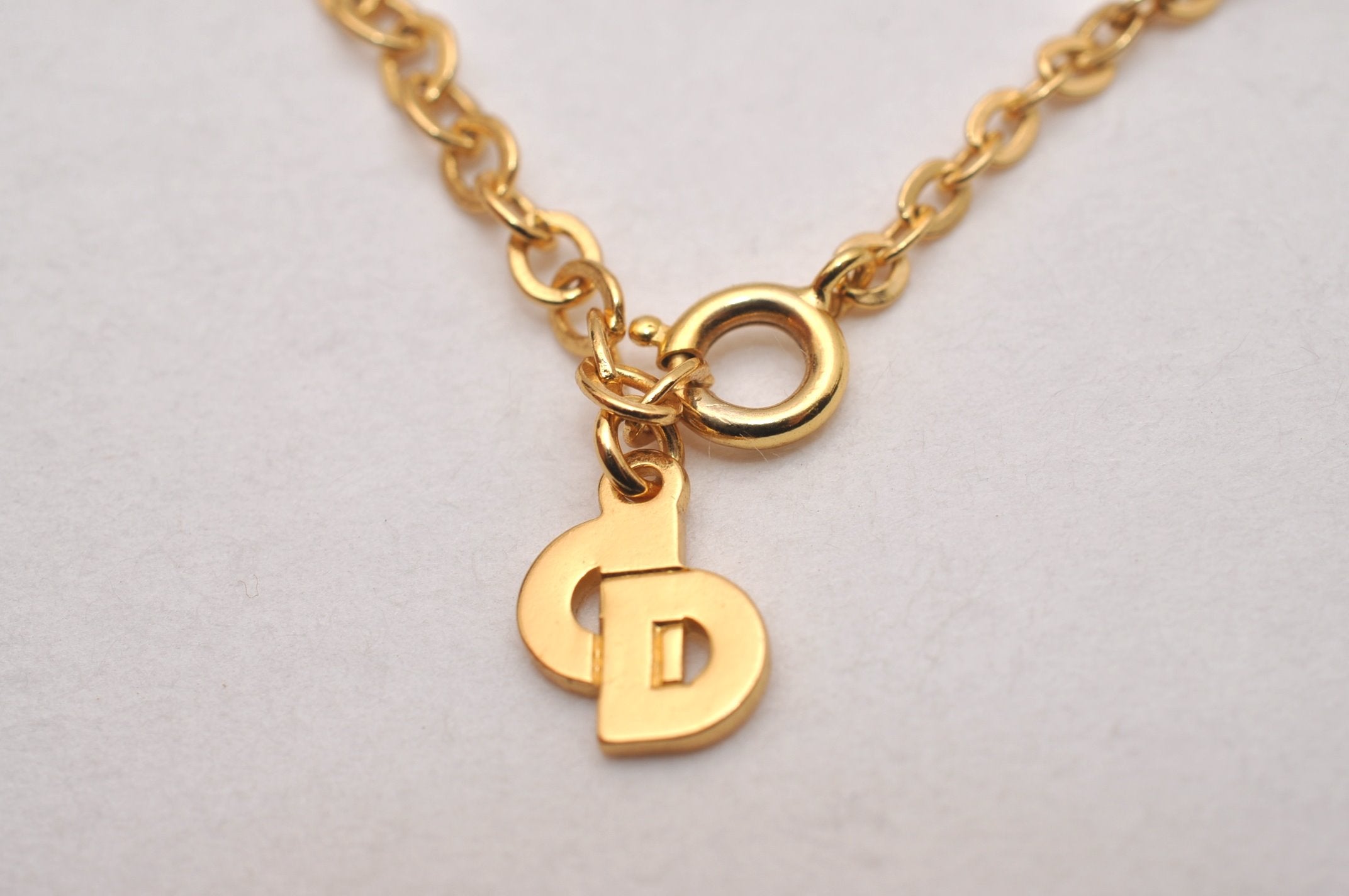 Authentic Christian Dior Gold Tone Chain Pendant Necklace CD 6855J