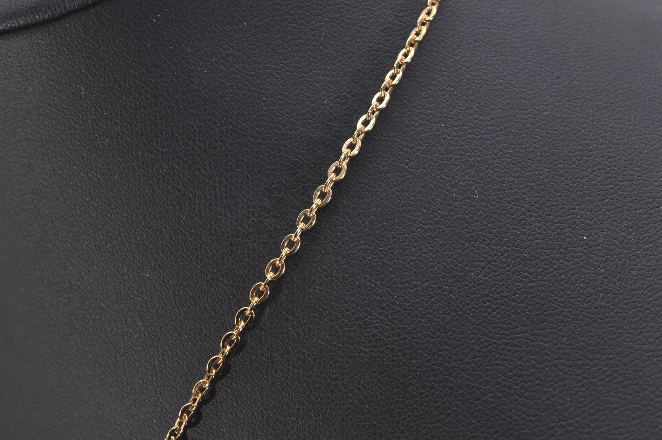 Authentic Christian Dior Gold Tone Chain Pendant Necklace CD 6858J