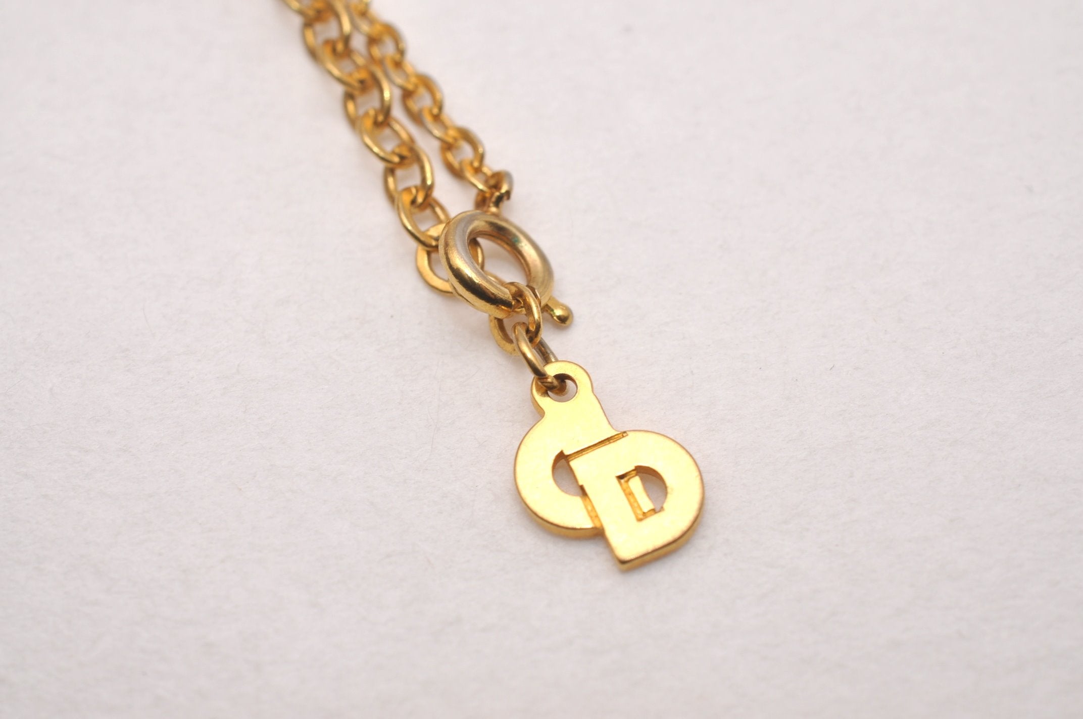 Authentic Christian Dior Gold Tone Chain Pendant Necklace CD 6860J