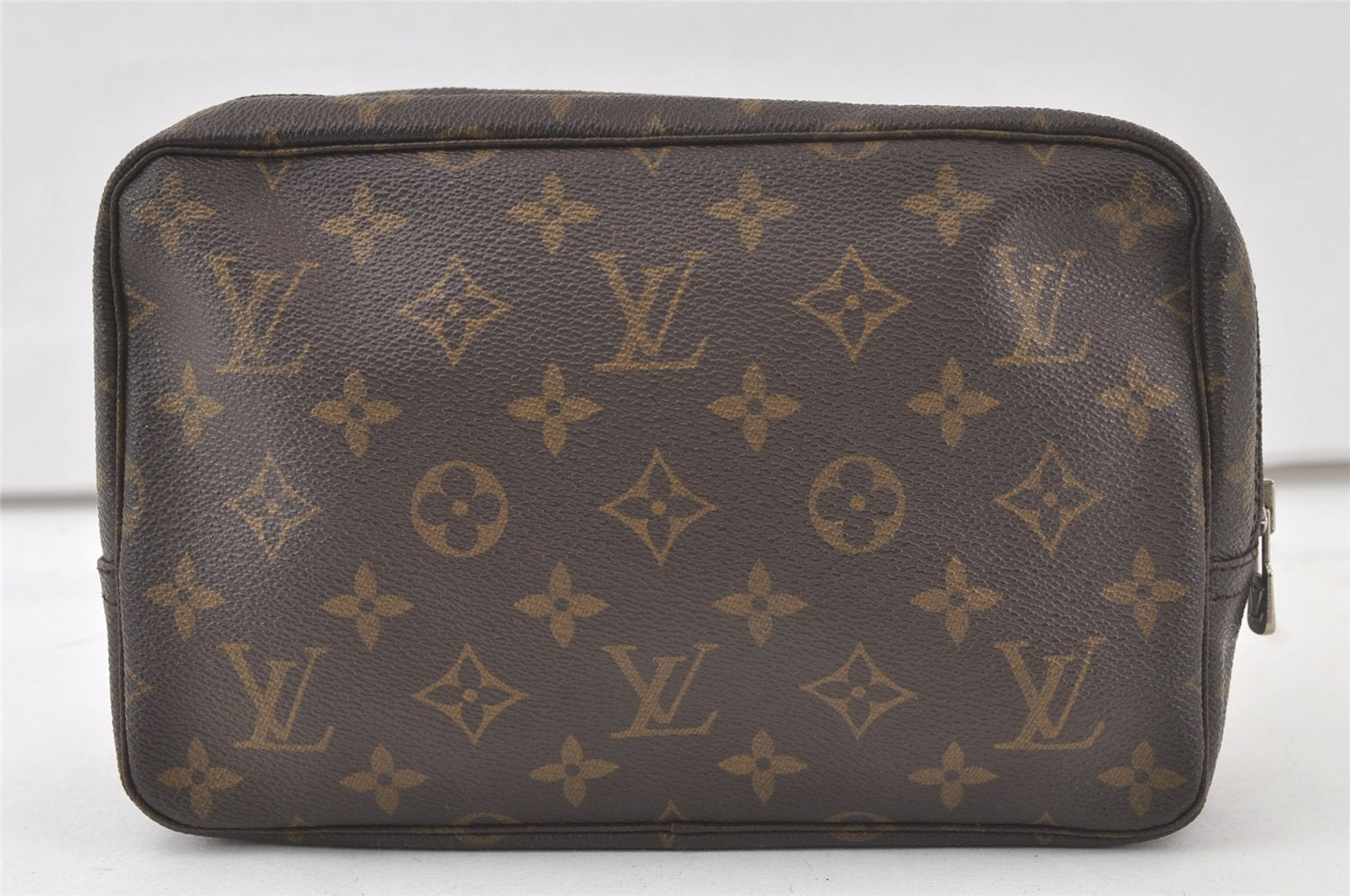 Auth Louis Vuitton Monogram Trousse Toilette 23 Clutch Hand Bag M47524 LV 6862K