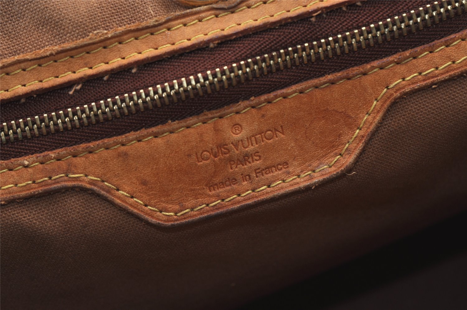 Authentic Louis Vuitton Monogram Batignolles Horizontal Tote Bag M51154 LV 6870J