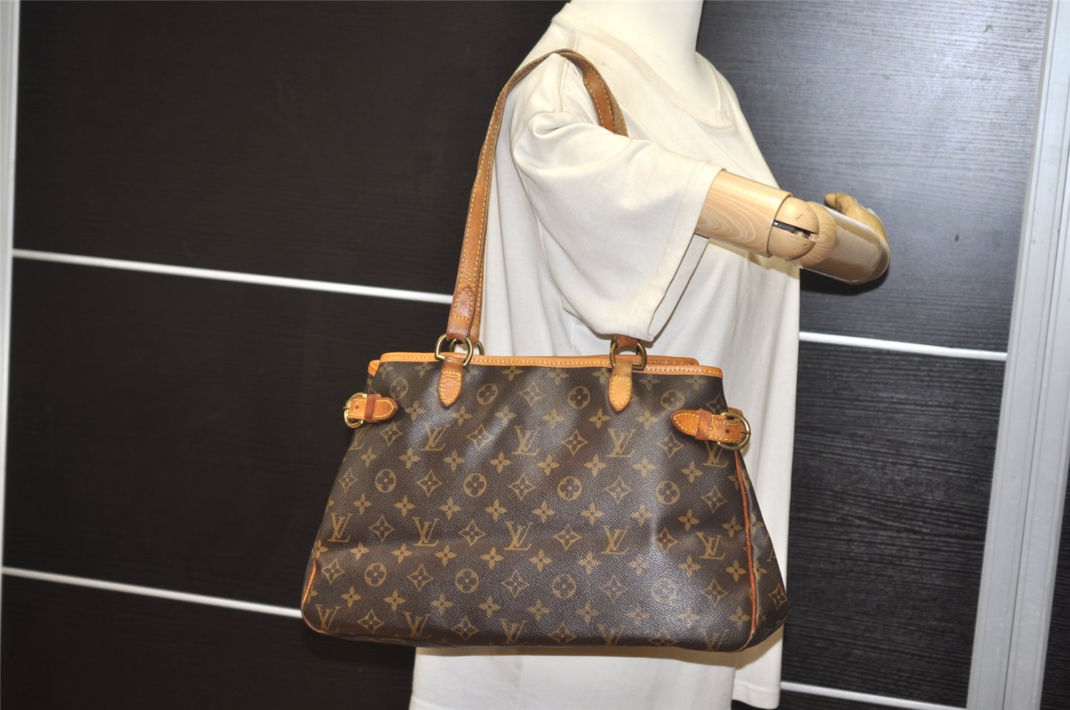 Authentic Louis Vuitton Monogram Batignolles Horizontal Tote Bag M51154 LV 6870J