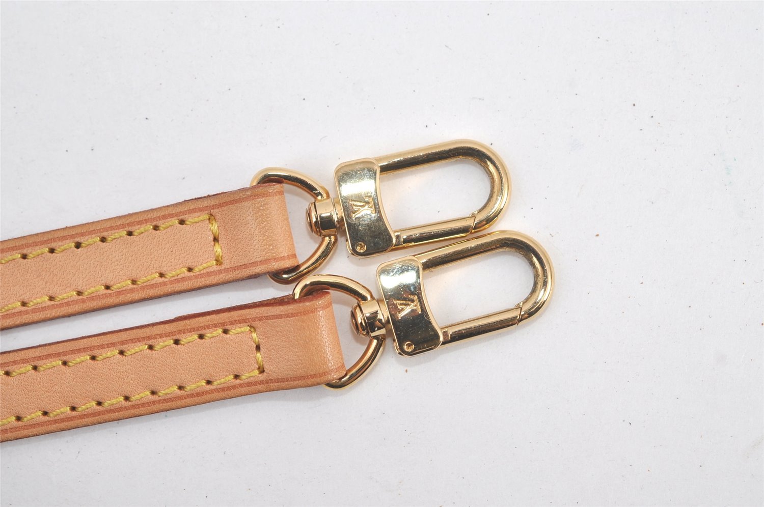 Authentic Louis Vuitton Vintage Leather Shoulder Strap Beige 60cm 23.6