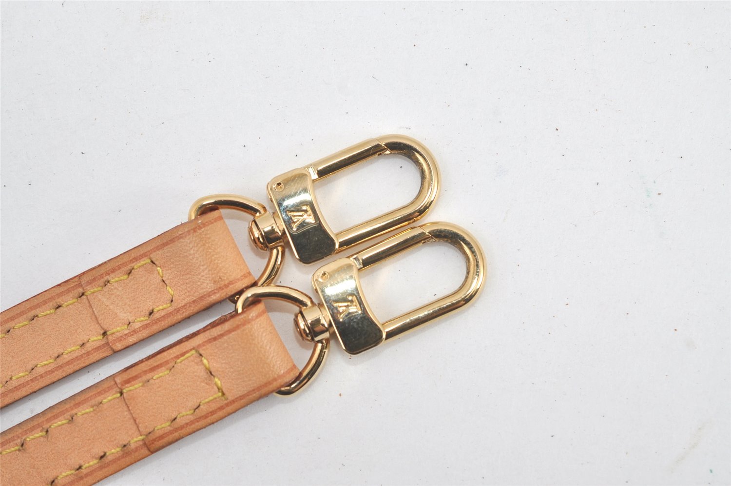 Authentic Louis Vuitton Vintage Leather Shoulder Strap Beige 60cm 23.6