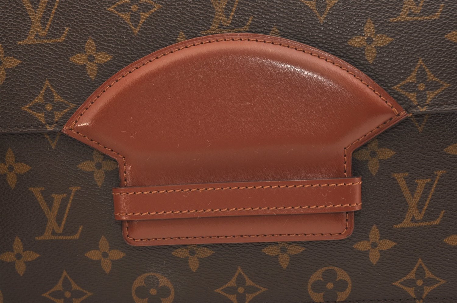 Authentic Louis Vuitton Monogram Chaillot Clutch Bag LV 6881J