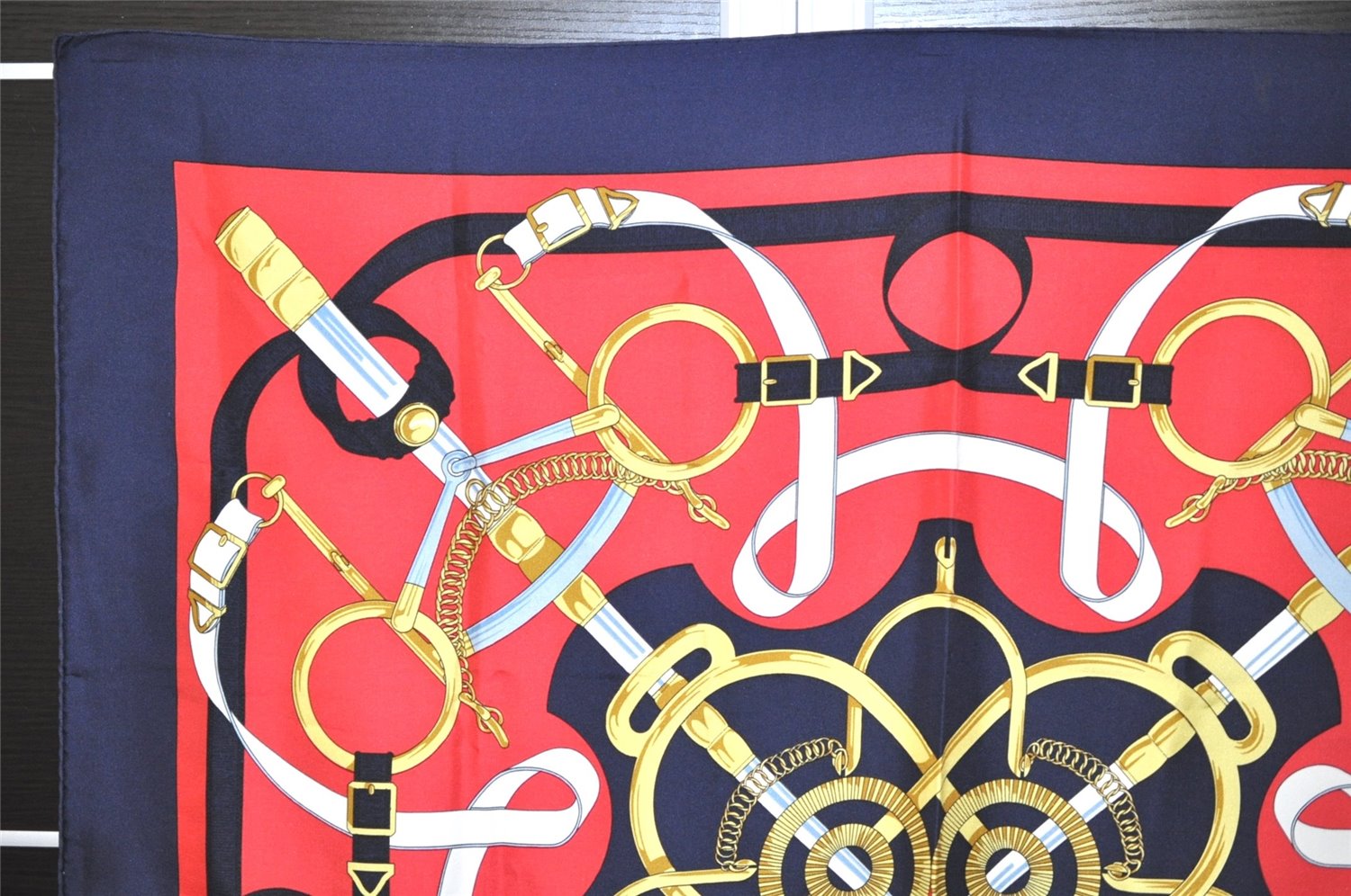 Authentic HERMES Carre 90 Scarf 