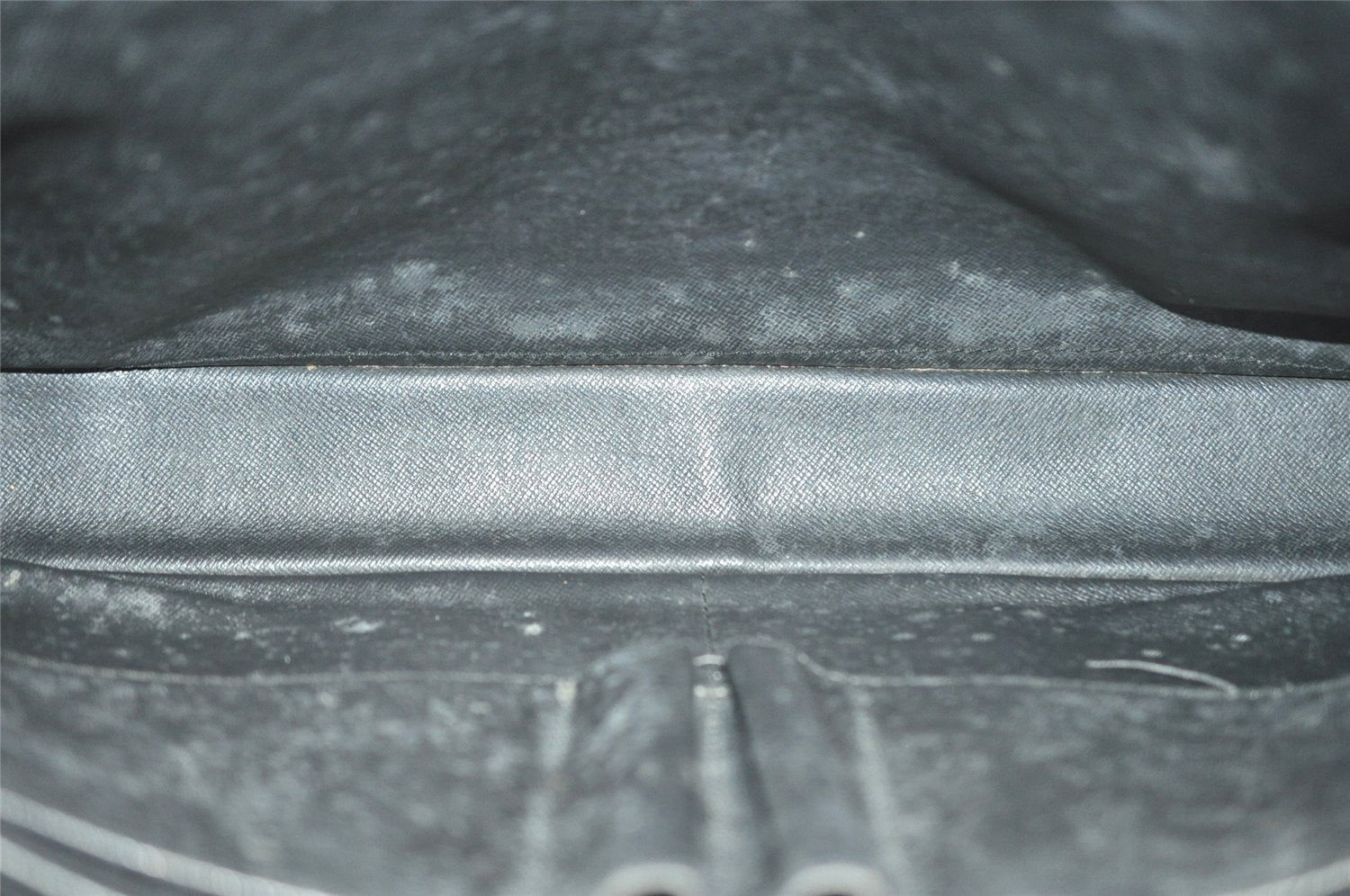 Authentic Louis Vuitton Epi Porte Documents Voyage Briefcase Red M54477 LV 6891I