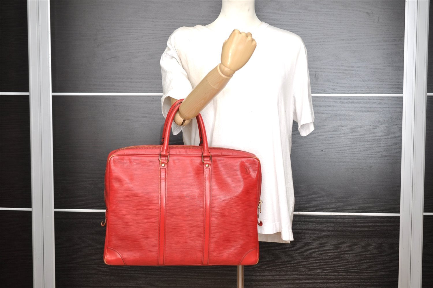 Authentic Louis Vuitton Epi Porte Documents Voyage Briefcase Red M54477 LV 6891I