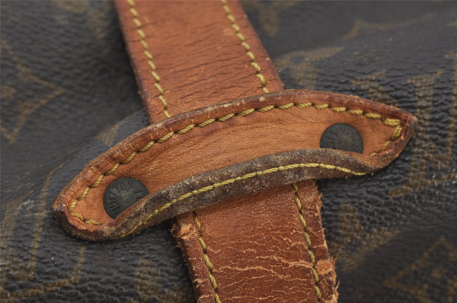 Authentic Louis Vuitton Monogram Saumur 35 Shoulder Cross Bag M42254 LV 6893J