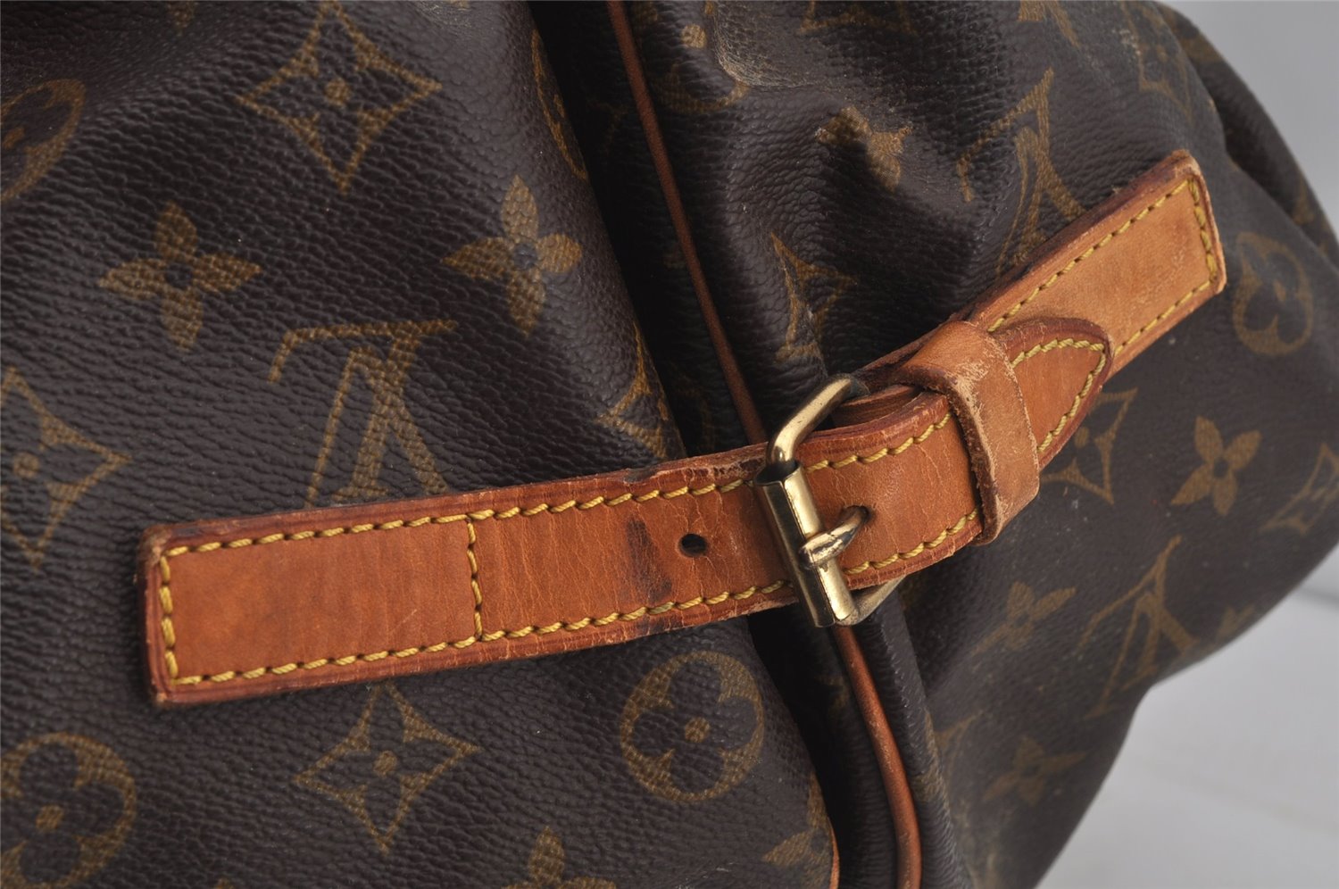 Authentic Louis Vuitton Monogram Saumur 35 Shoulder Cross Bag M42254 LV 6893J
