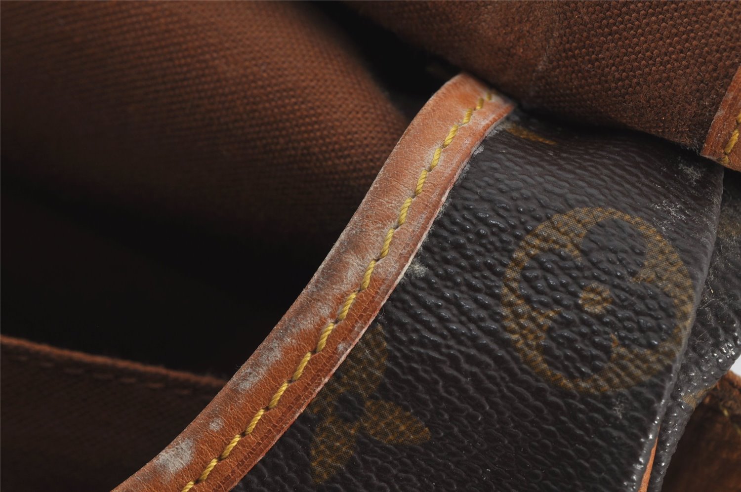 Authentic Louis Vuitton Monogram Saumur 35 Shoulder Cross Bag M42254 LV 6893J