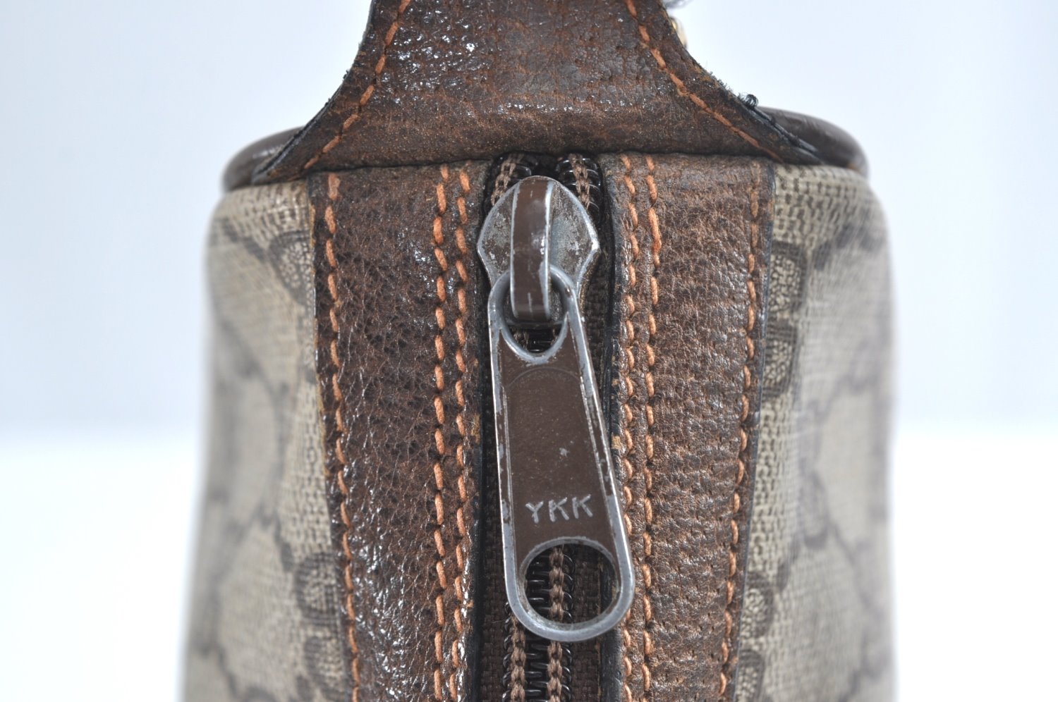 Authentic GUCCI Web Sherry Line Shoulder Bag GG PVC Leather Brown Junk 6896J