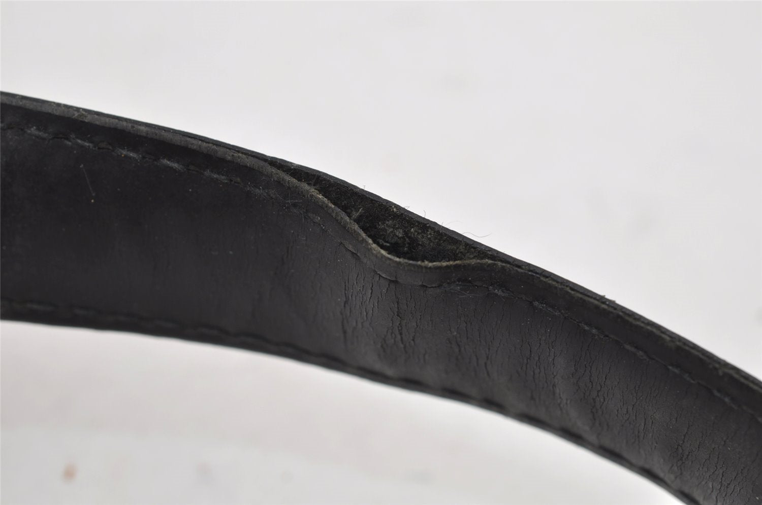 Authentic Louis Vuitton Epi Cluny Shoulder Bag Purse Black M52252 LV 6899J