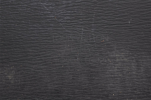 Authentic Louis Vuitton Epi Cluny Shoulder Bag Purse Black M52252 LV 6899J