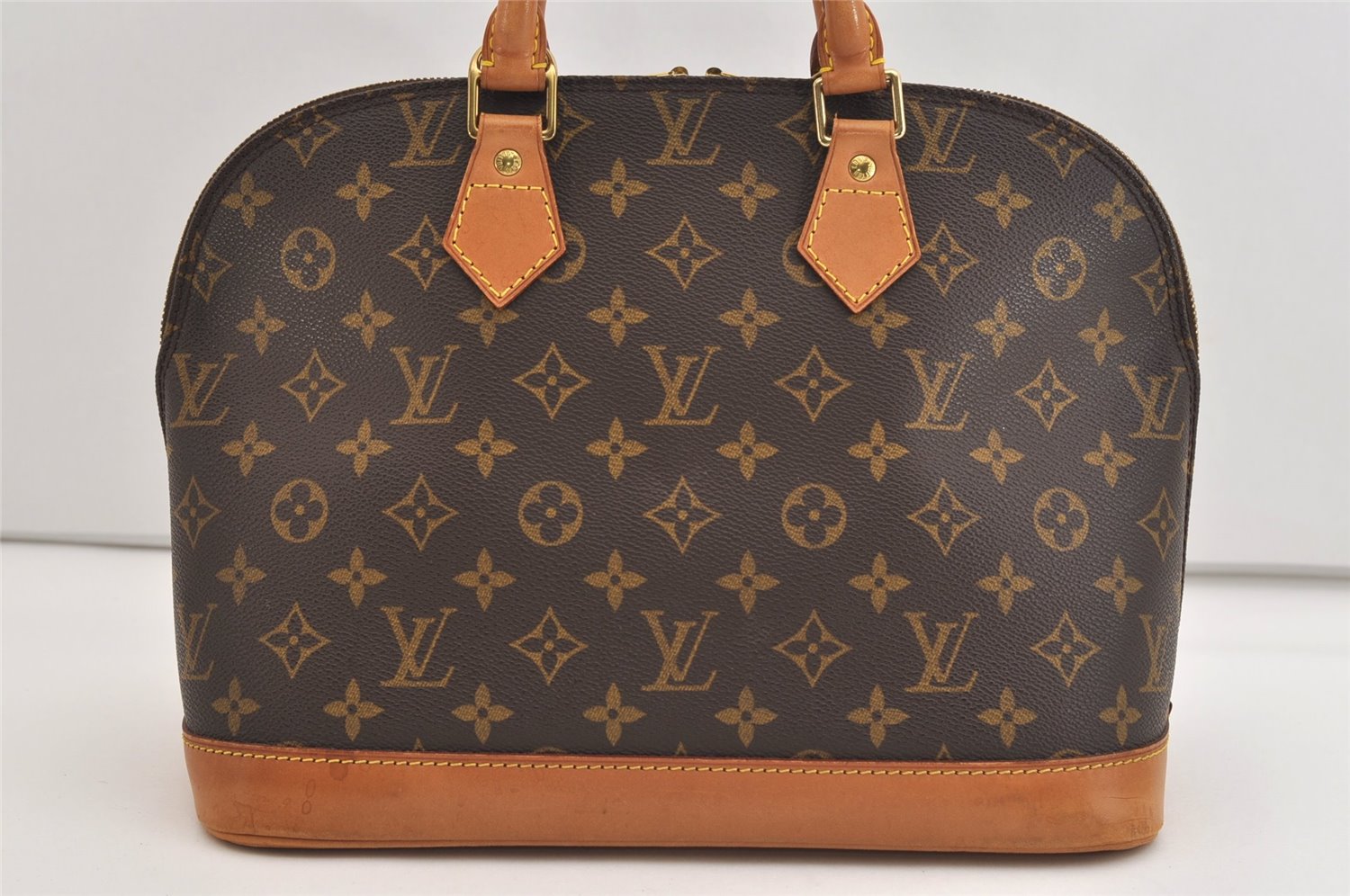 Authentic Louis Vuitton Monogram Alma Hand Bag Purse M51130 LV 6905J