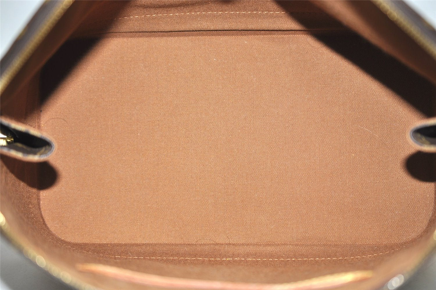 Authentic Louis Vuitton Monogram Alma Hand Bag Purse M51130 LV 6905J