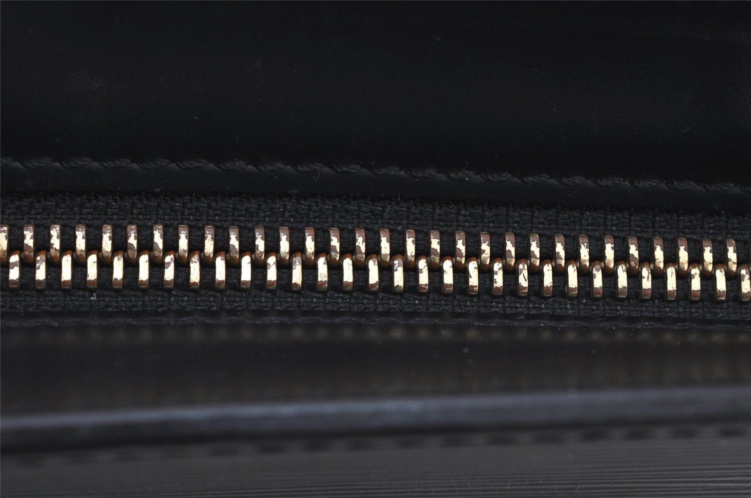 Authentic Louis Vuitton Epi Pochette Homme Clutch Hand Bag Black M52522 LV 6906J