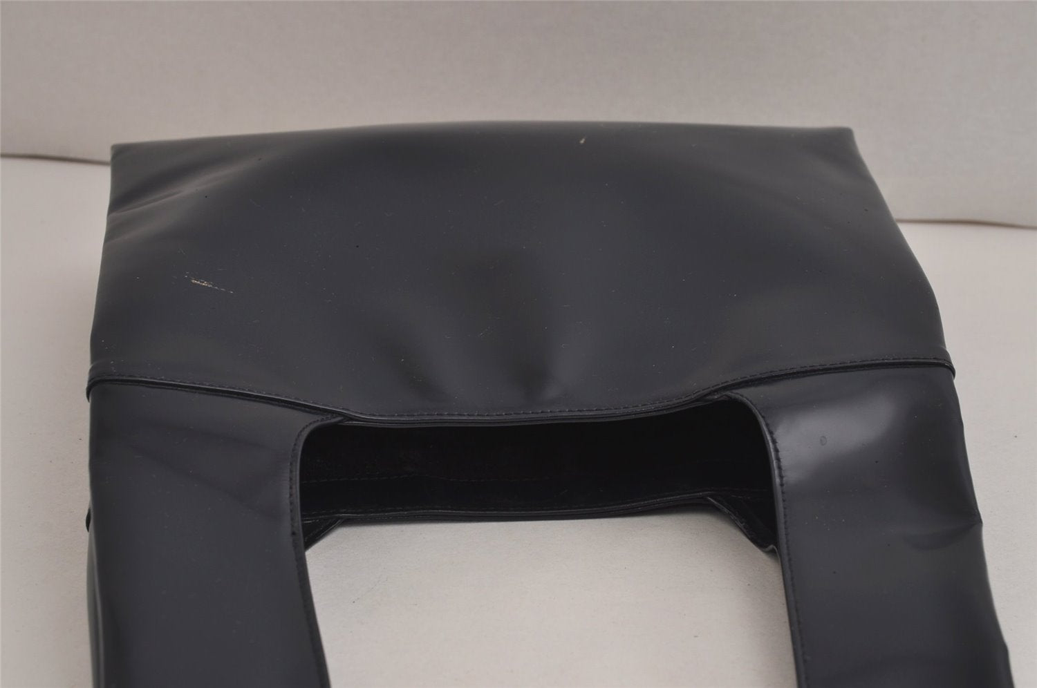 Authentic GUCCI Vintage Shoulder Bag Purse Enamel Navy Junk 6910J