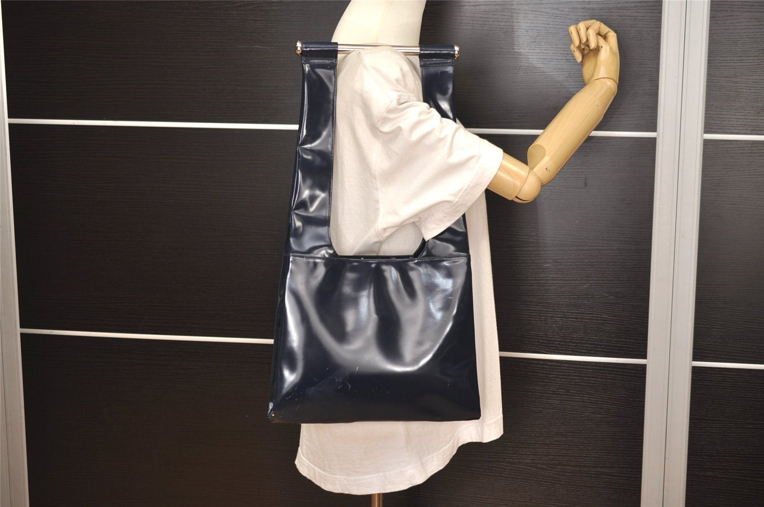 Authentic GUCCI Vintage Shoulder Bag Purse Enamel Navy Junk 6910J