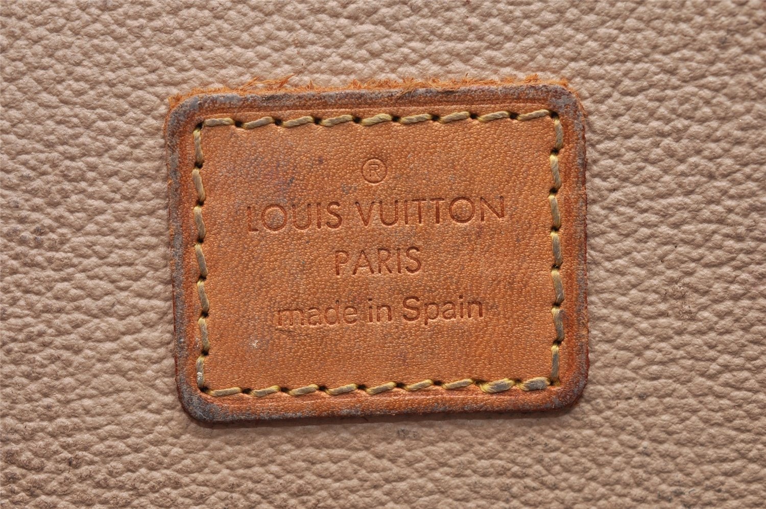 Authentic Louis Vuitton Monogram Pochette Cosmetic Pouch M47515 LV 6913I