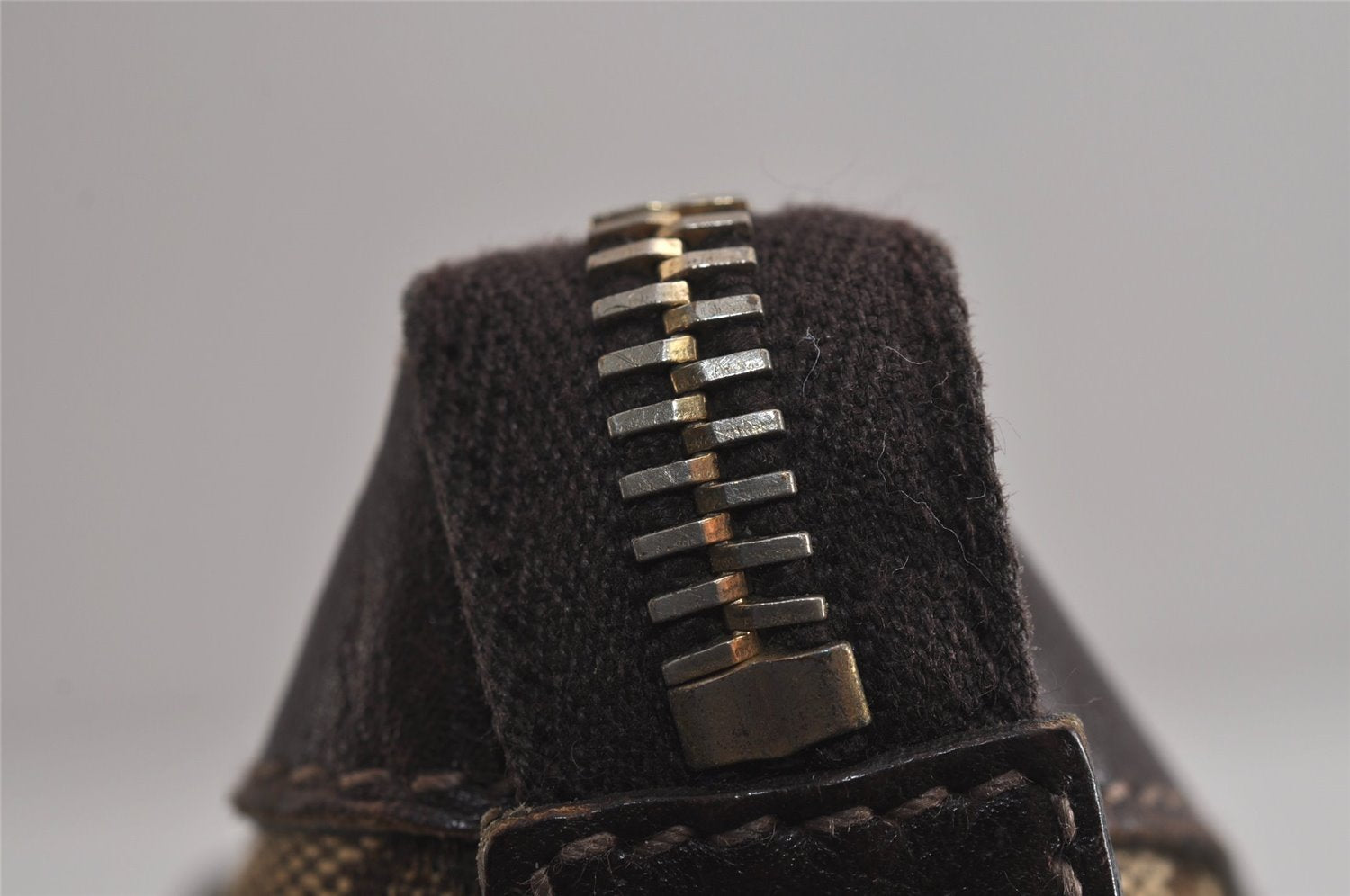 Authentic GUCCI Abbey Hand Tote Bag Purse GG Canvas Leather 141471 Brown 6913J