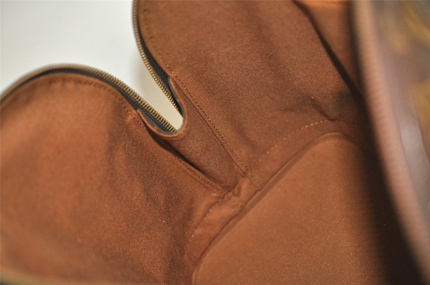 Authentic Louis Vuitton Monogram Alma Hand Bag Purse M51130 LV 6914J