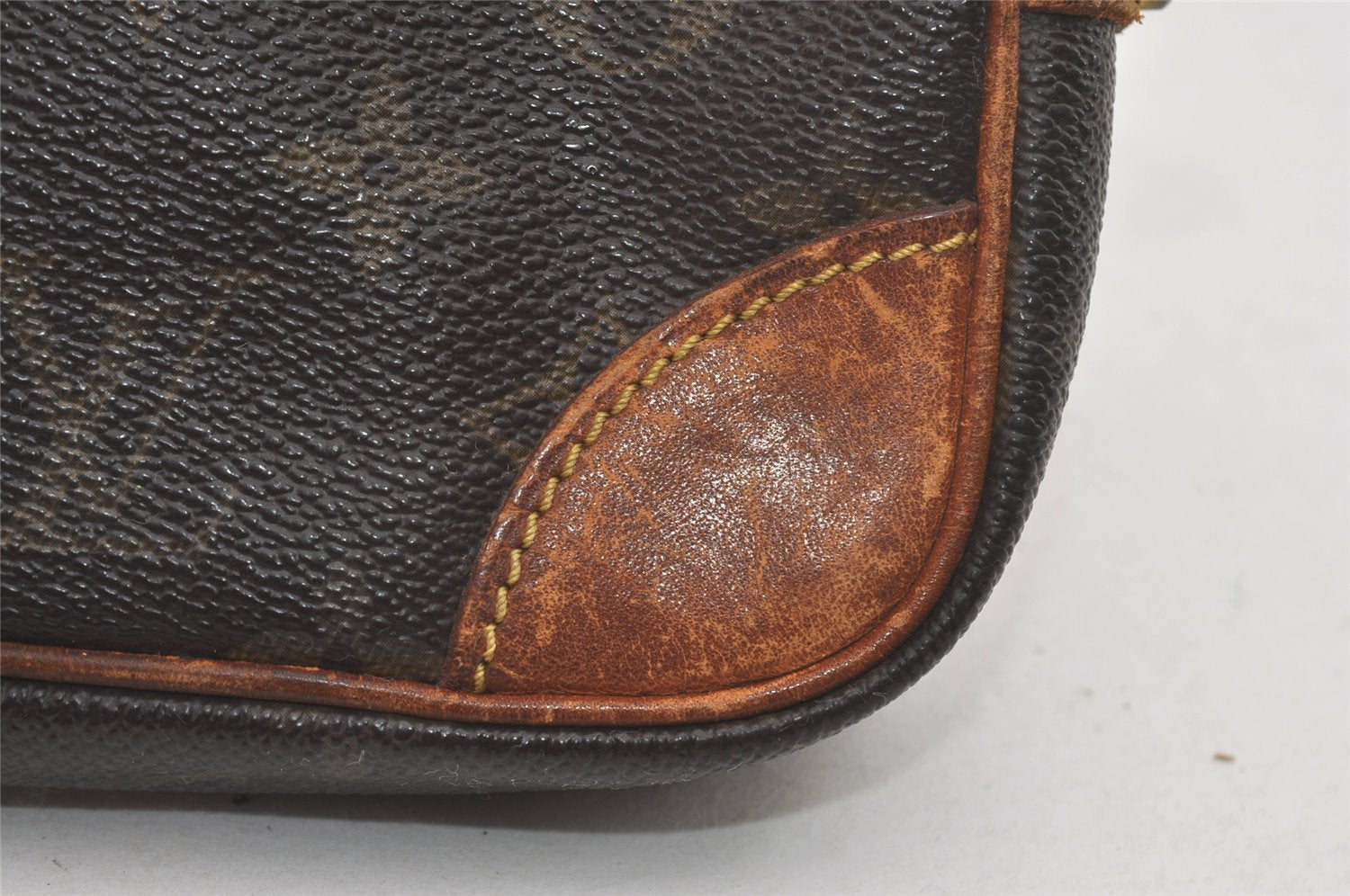 Auth Louis Vuitton Monogram Marly Dragonne PM M51827 Clutch Hand Bag Junk 6916I