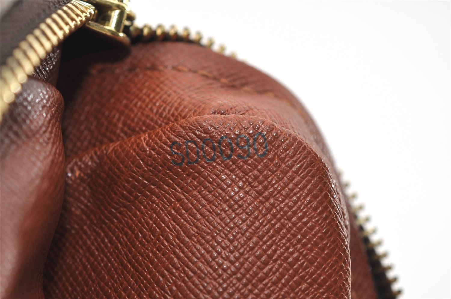 Authentic Louis Vuitton Monogram Danube Shoulder Cross Body Bag M45266 LV 6917J