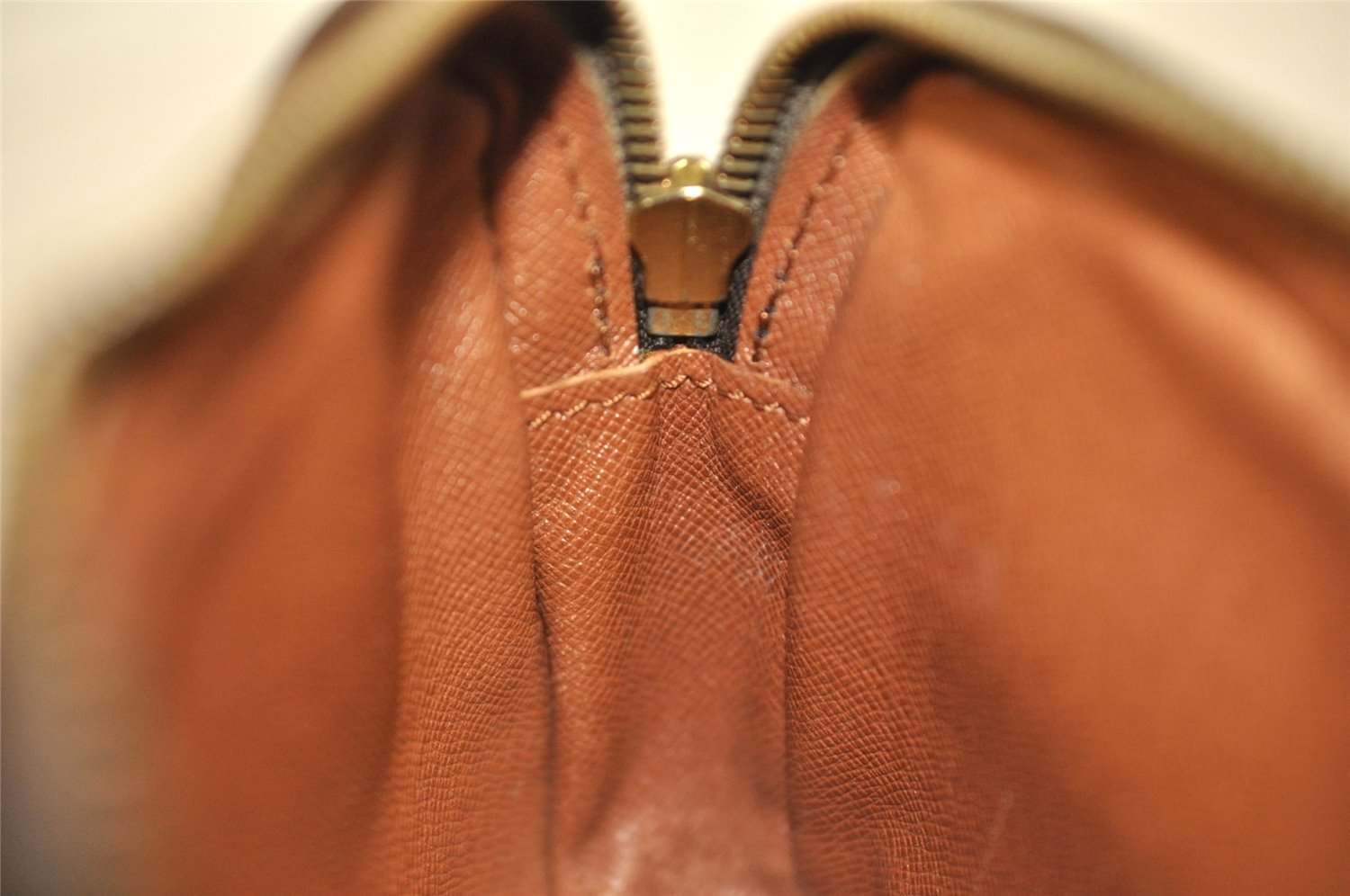 Authentic Louis Vuitton Monogram Marly Dragonne PM M51827 Clutch Hand Bag 6922I