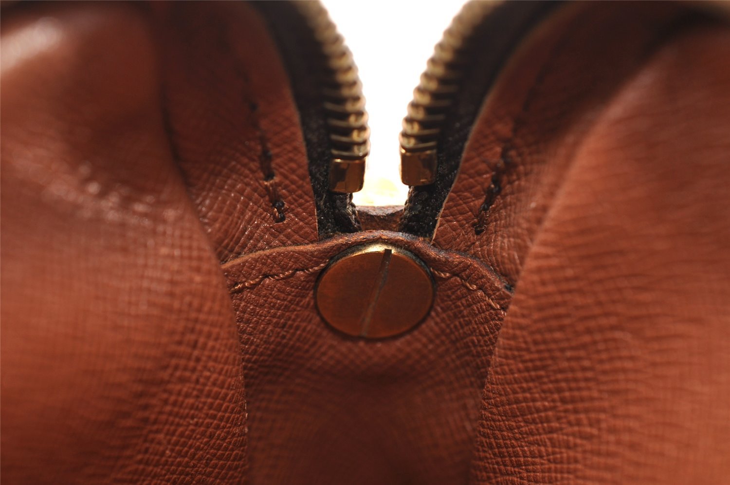 Authentic Louis Vuitton Monogram Marly Dragonne PM M51827 Clutch Hand Bag 6922I