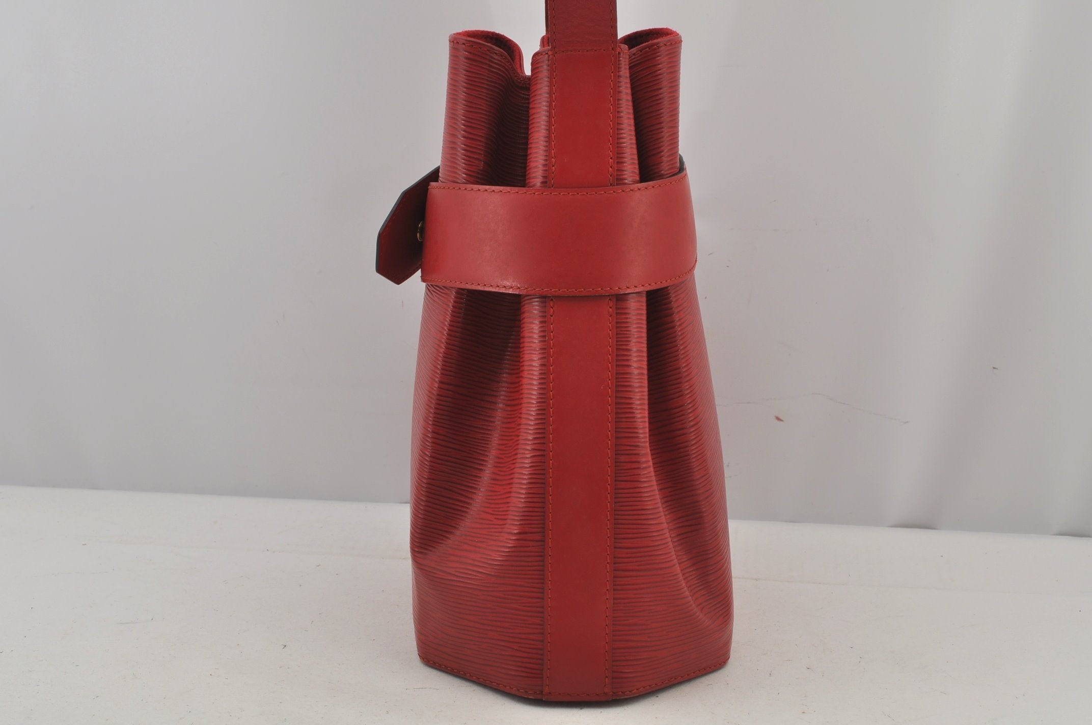 Auth Louis Vuitton Epi Sac De Paule PM Shoulder Cross Bag Red M80207 LV 6925J