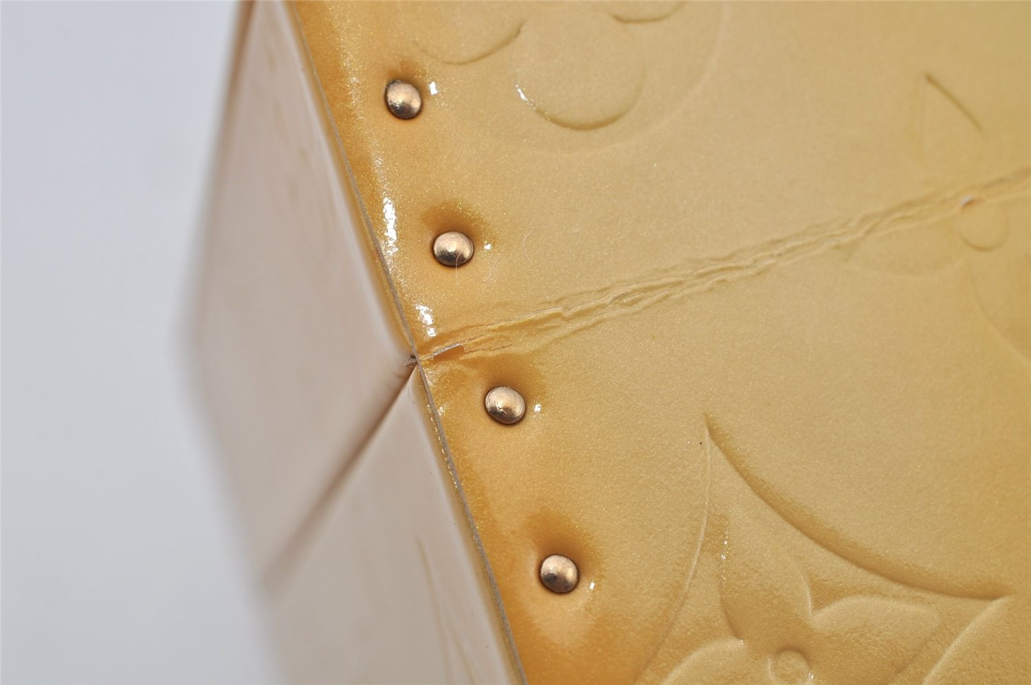Authentic Louis Vuitton Vernis Breaker Hand Bag Cosmetic Box M91002 Yellow 6944J