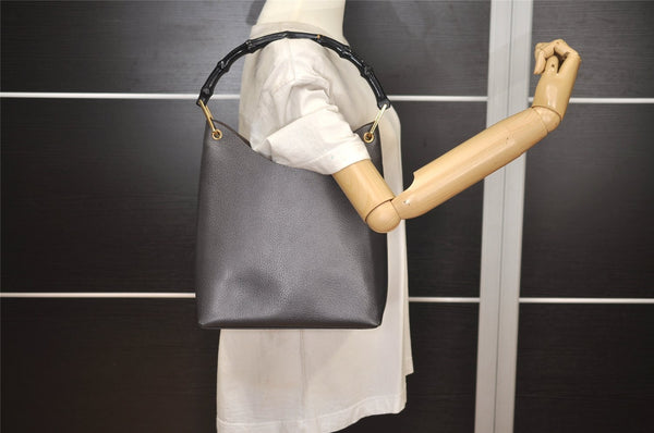 Authentic GUCCI Vintage Bamboo Shoulder Hand Bag Purse Leather Gray 6949J