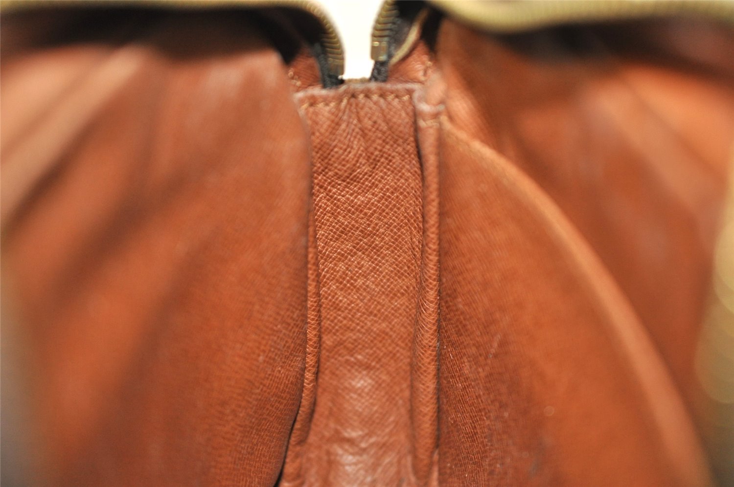 Authentic Louis Vuitton Monogram Compiegne 23 Clutch Hand Bag M51847 LV 6950I