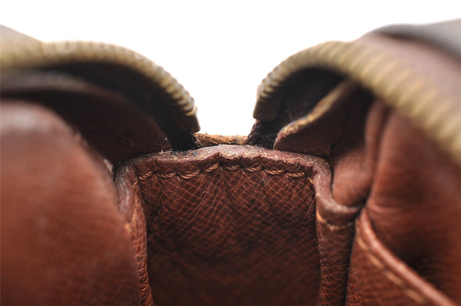 Authentic Louis Vuitton Monogram Compiegne 23 Clutch Hand Bag M51847 LV 6950I