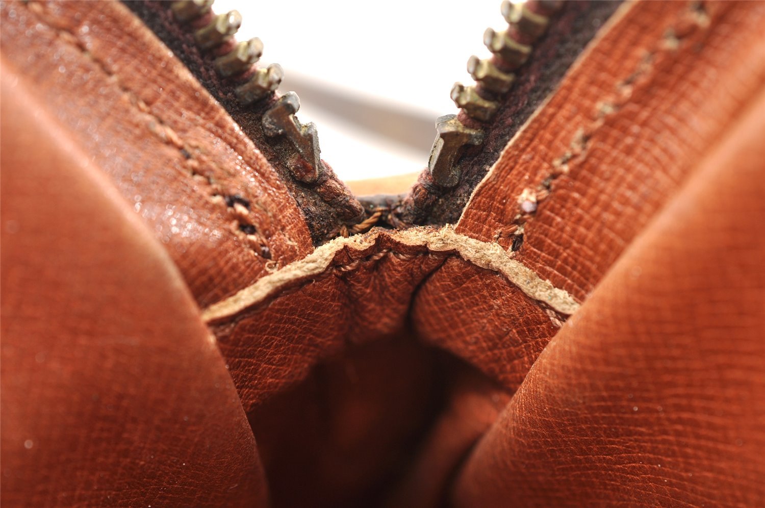 Auth Louis Vuitton Monogram Mini Poche Danube Shoulder Cross Bag M45268 LV 6951I