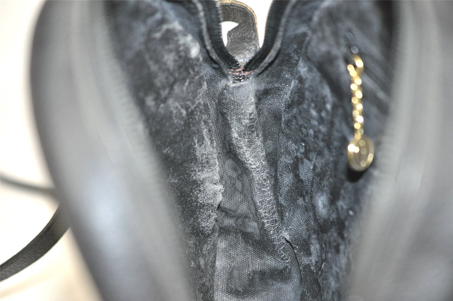 Authentic GUCCI Vintage Shoulder Cross Body Bag GG Canvas Leather Black 6960I