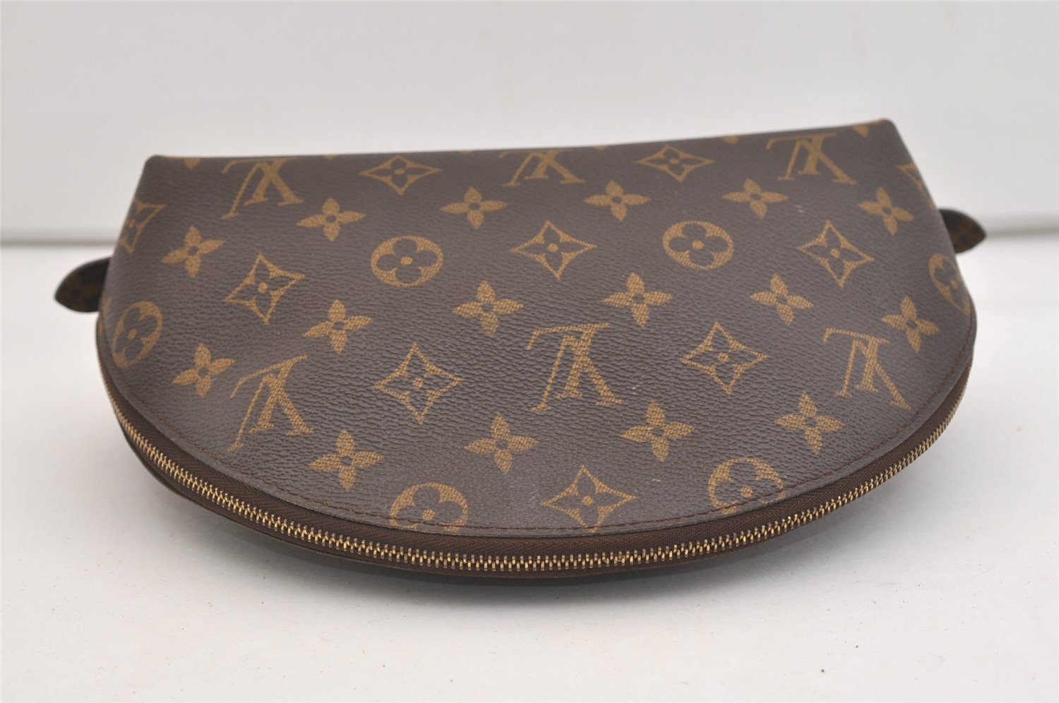 Auth Louis Vuitton Monogram Trousse Demi Ronde 23 Cosmetic Pouch M47520 LV 6965J
