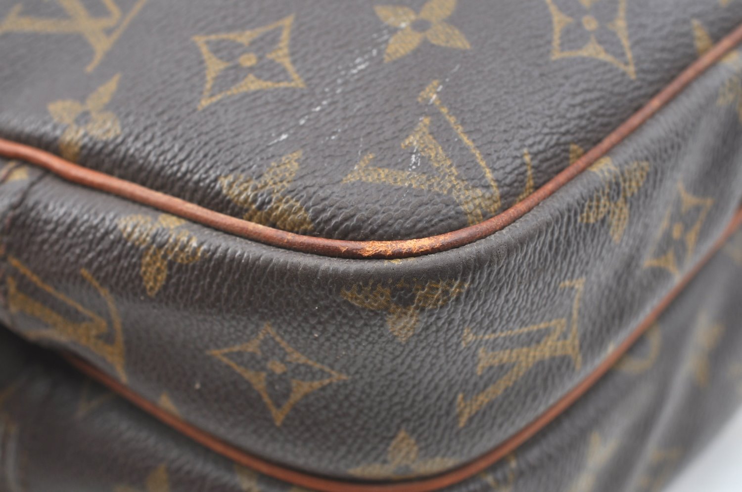 Authentic Louis Vuitton Monogram Reporter PM Shoulder Cross Bag M45254 LV 6966H