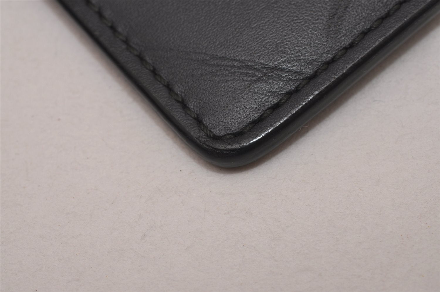 Authentic GUCCI Ghost LIFE IS GUCCI Clutch Bag Leather 445597 Black Box 6966I